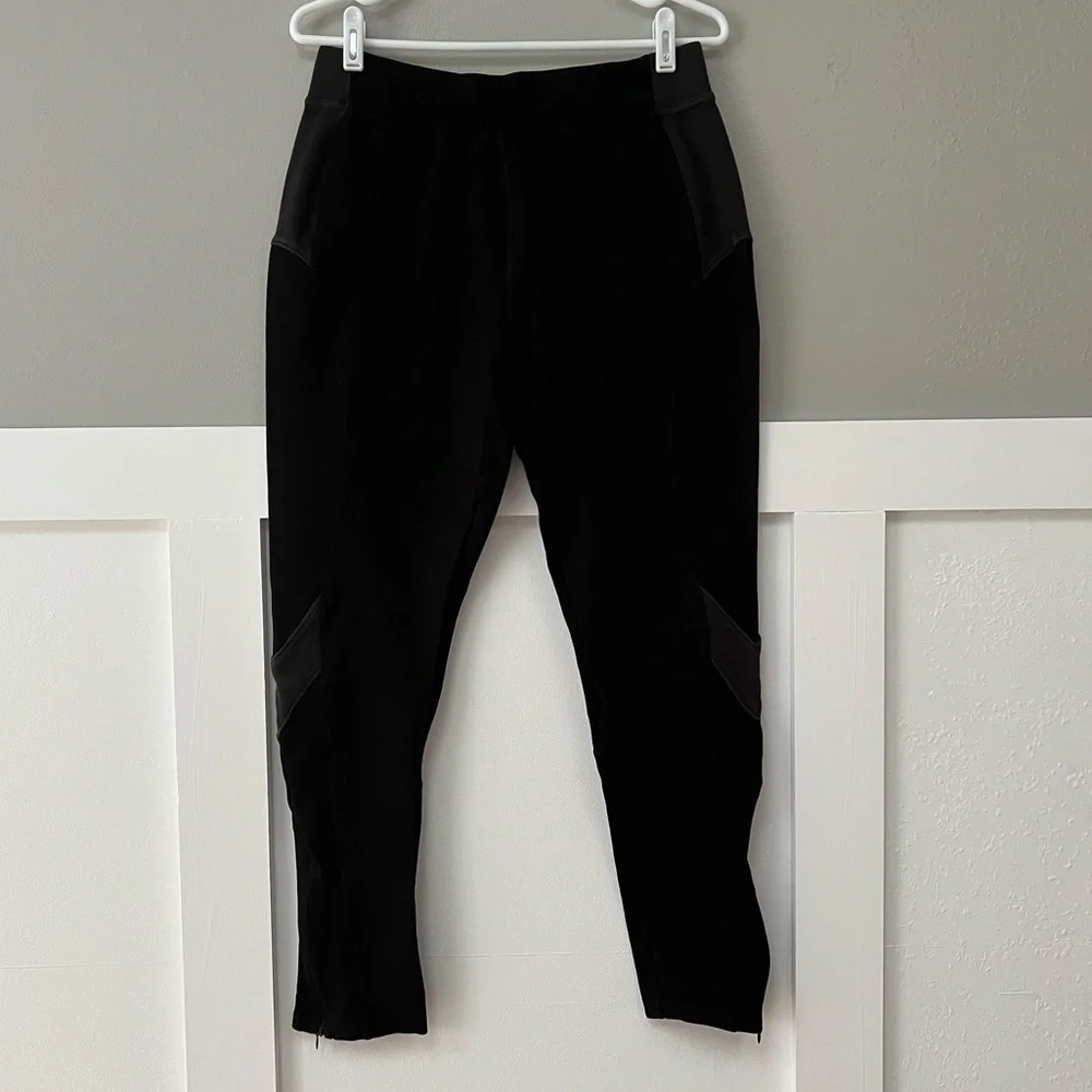 Free People Movement Next Level Jogger-Style Leggings in Black